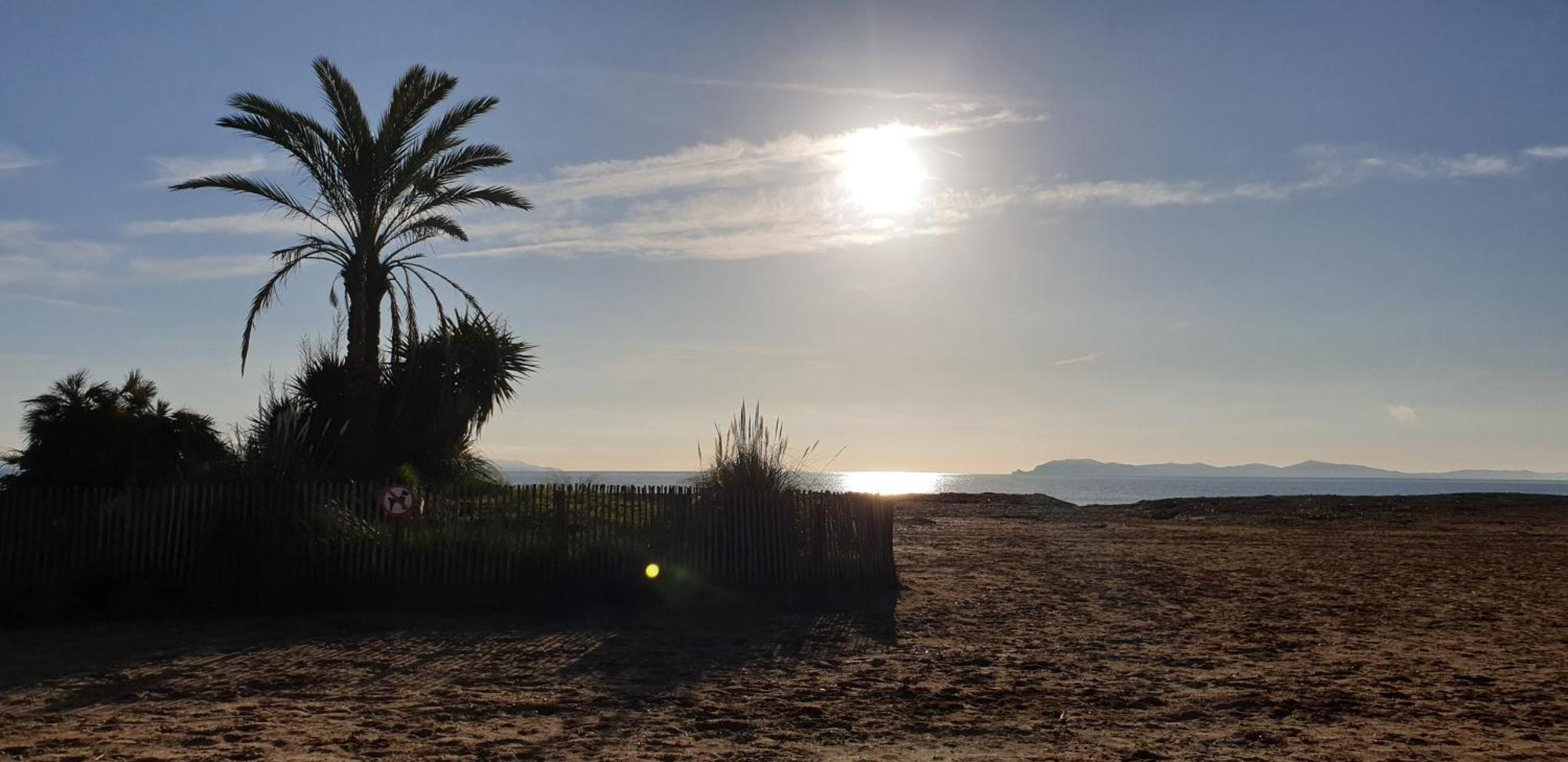 Le De L'ayguade - A 100 M * Hyères